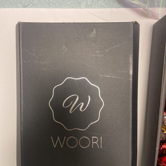 WOORI Gold-Plated Red Roses Leaves Bouquet In Black Gift Box Luxurious Elegant - Picture 6 of 7